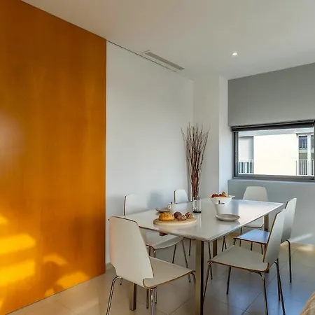 Canela Homes Poblenou Appartamento